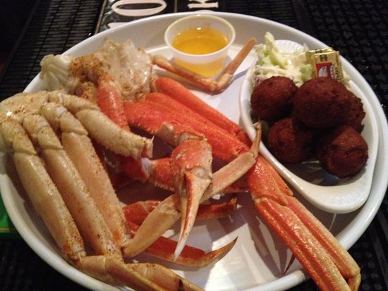 CP Shuckers signature dishes Snow Crab Legs
Fish Tacos
Steamed Shrimp